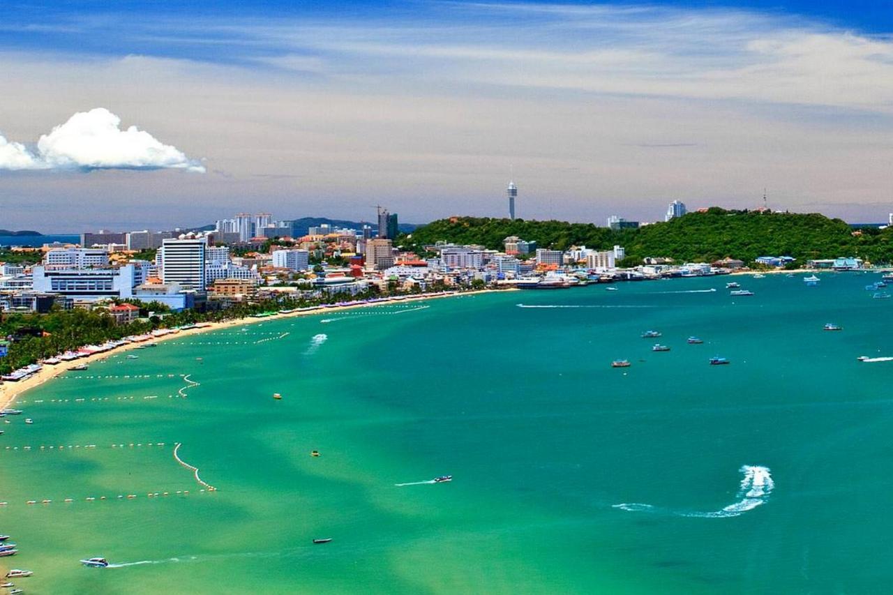 OYO 549 Maesri Resort Pattaya Esterno foto